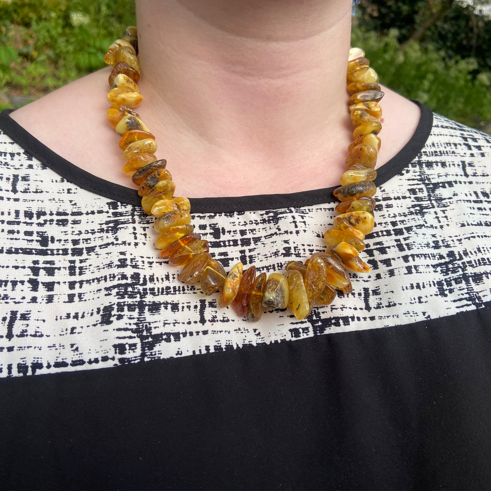 Graduated Multi-Scotch and Green Ivory Amber Necklace