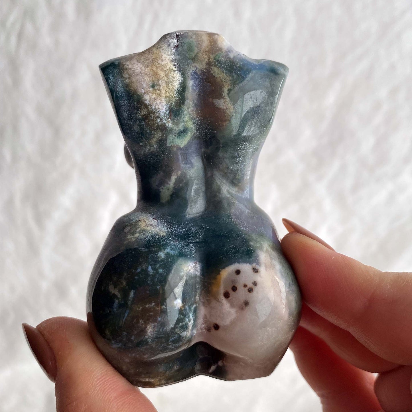 Moss Agate Venus Carving